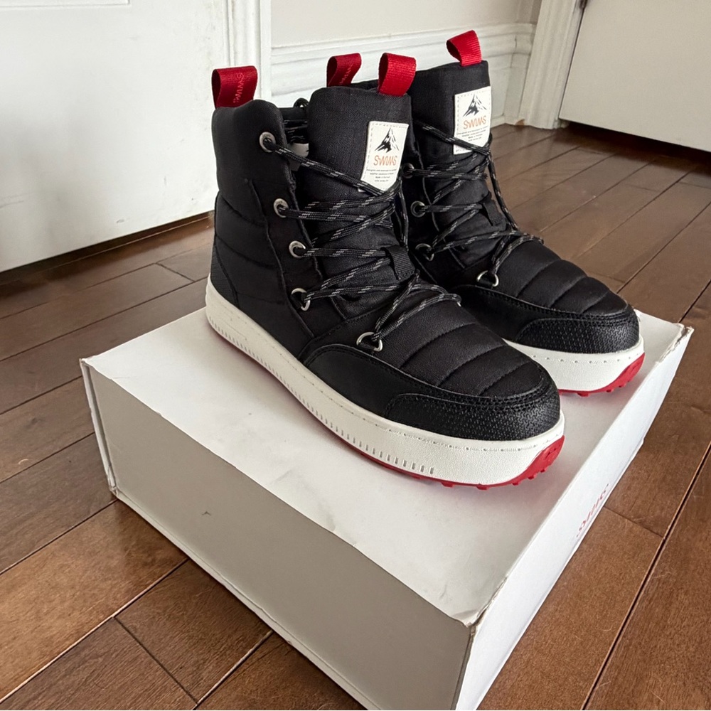 Swims Snow Runner Mid Black and Red Men's Boots